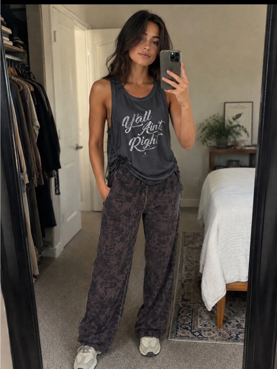 bootbarn Tops - Women’s Black Ruched Muscle Tee